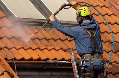 Démoussage et hydrofuge de toiture à Sancourt
